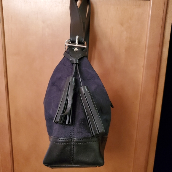 Coach Black Legacy Signature EW Duffle - Picture 6 of 8